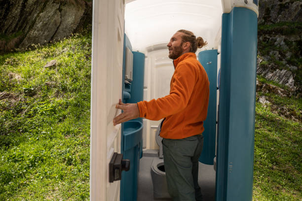 Portable Toilet Options We Offer in Ferndale, MI